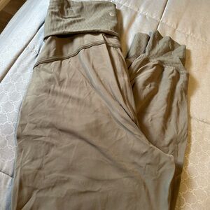Lululemon joggers
